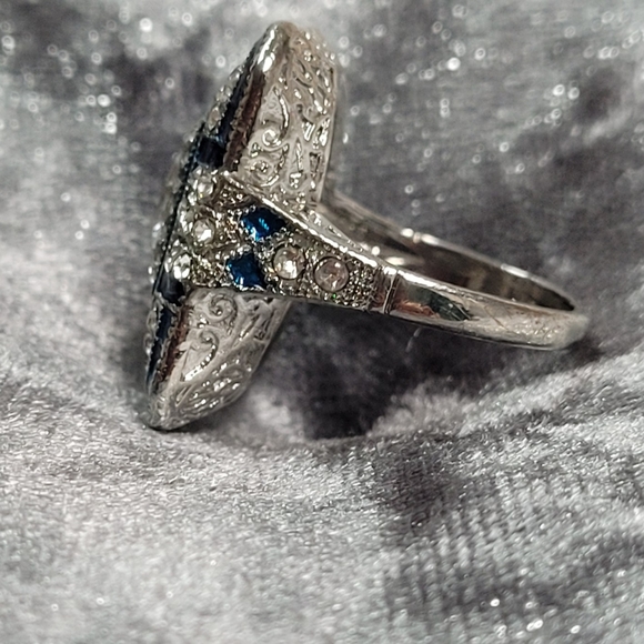 Luxury Big Square Art Deco Zircon Ring - Picture 3 of 5